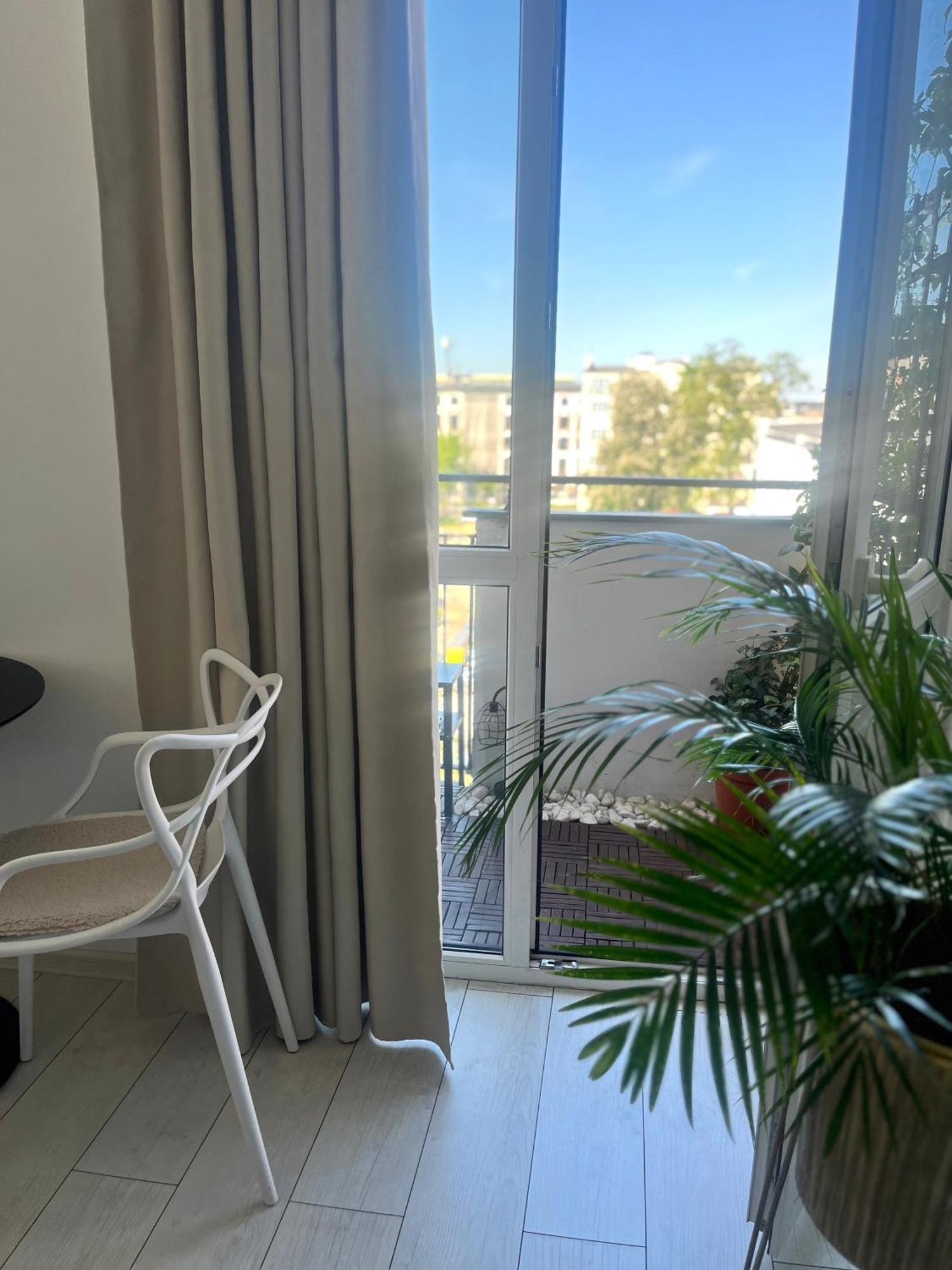 Apartament I Love Piotrkowska Z Wielkim Lustrem, Balkonem I Klimatyzacja 우치 외부 사진