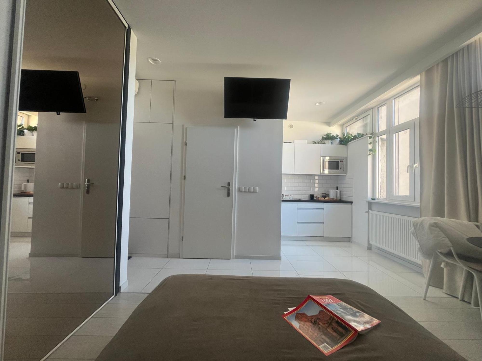 Apartament I Love Piotrkowska Z Wielkim Lustrem, Balkonem I Klimatyzacja 우치 외부 사진